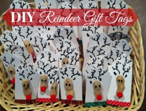 DIY Reindeer Gift Tags! Easy DIY for the holiday season.