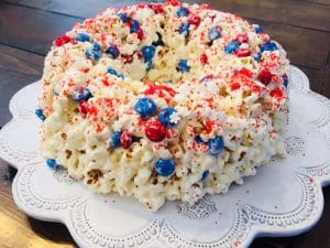 Popcorn cake M&M's