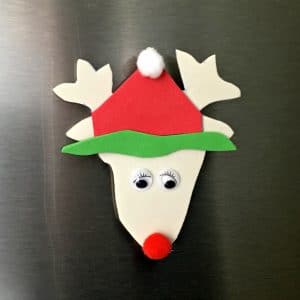 Reindeer head kitchen magnet.